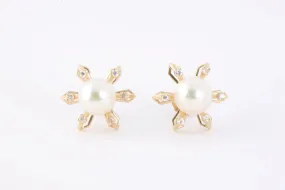 14k Yellow Gold Pearl 0.18tcw Diamond Earrings (4.06g.)