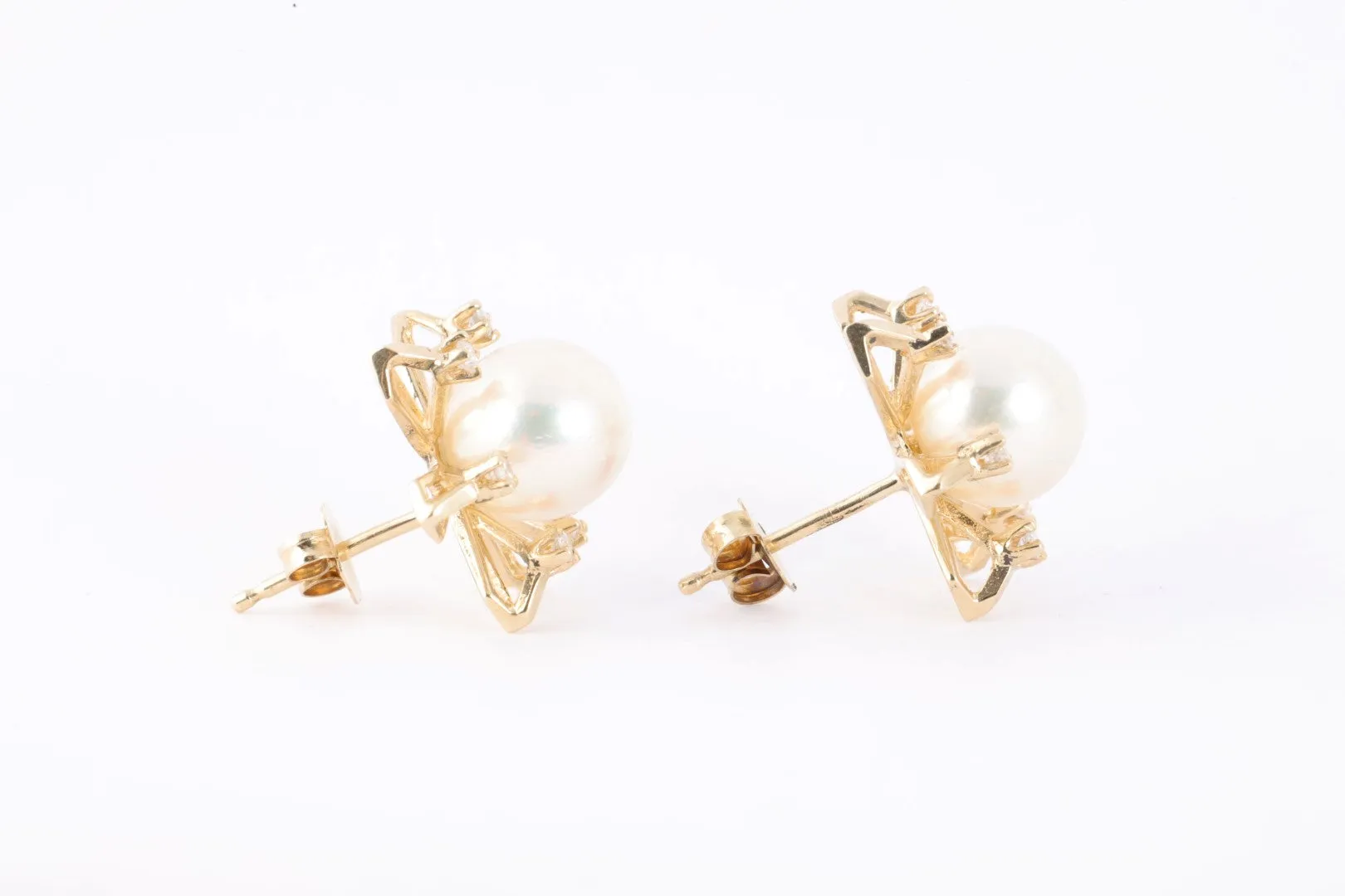 14k Yellow Gold Pearl 0.18tcw Diamond Earrings (4.06g.)