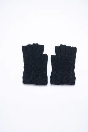 FINGERLESS GLOVES