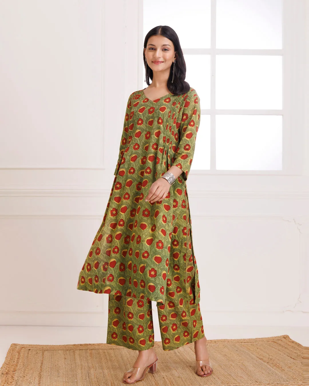 Green & Red Bagru Hand Block Printed Cotton Pintucks Kurta Pant