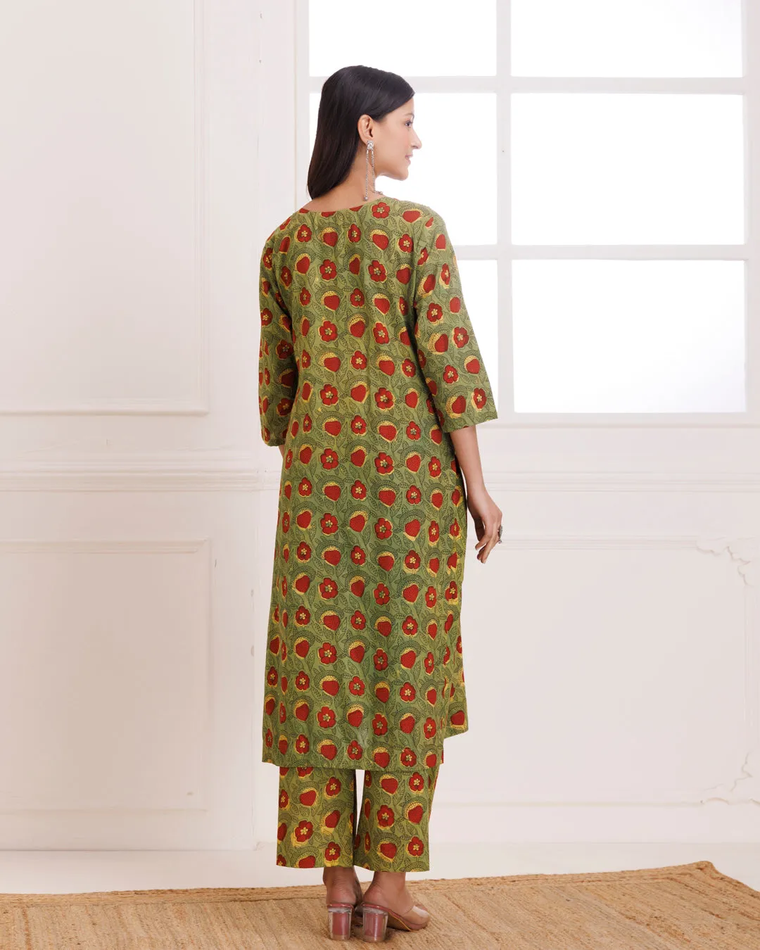 Green & Red Bagru Hand Block Printed Cotton Pintucks Kurta Pant