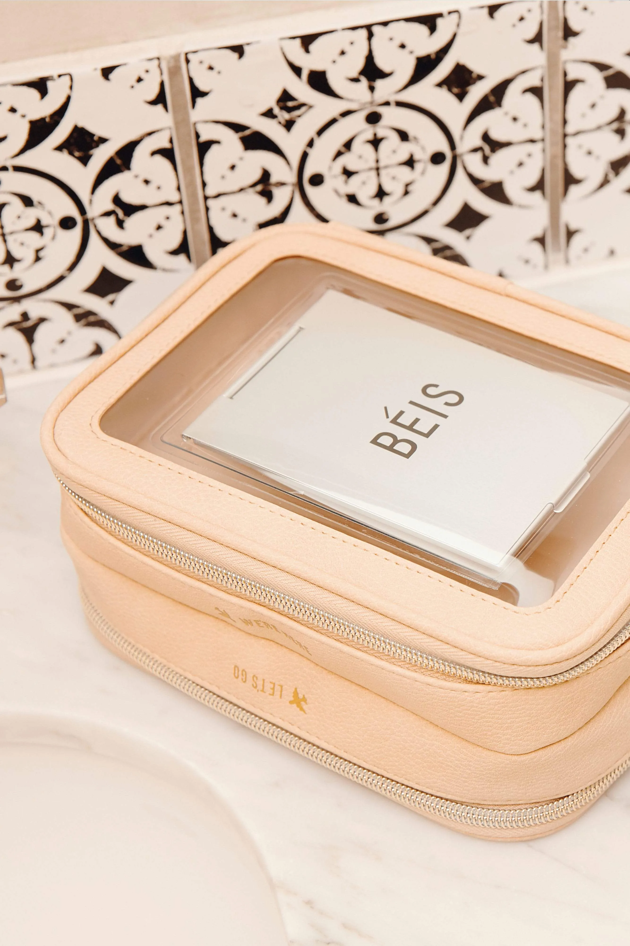 The On The Go Essential Case in Beige