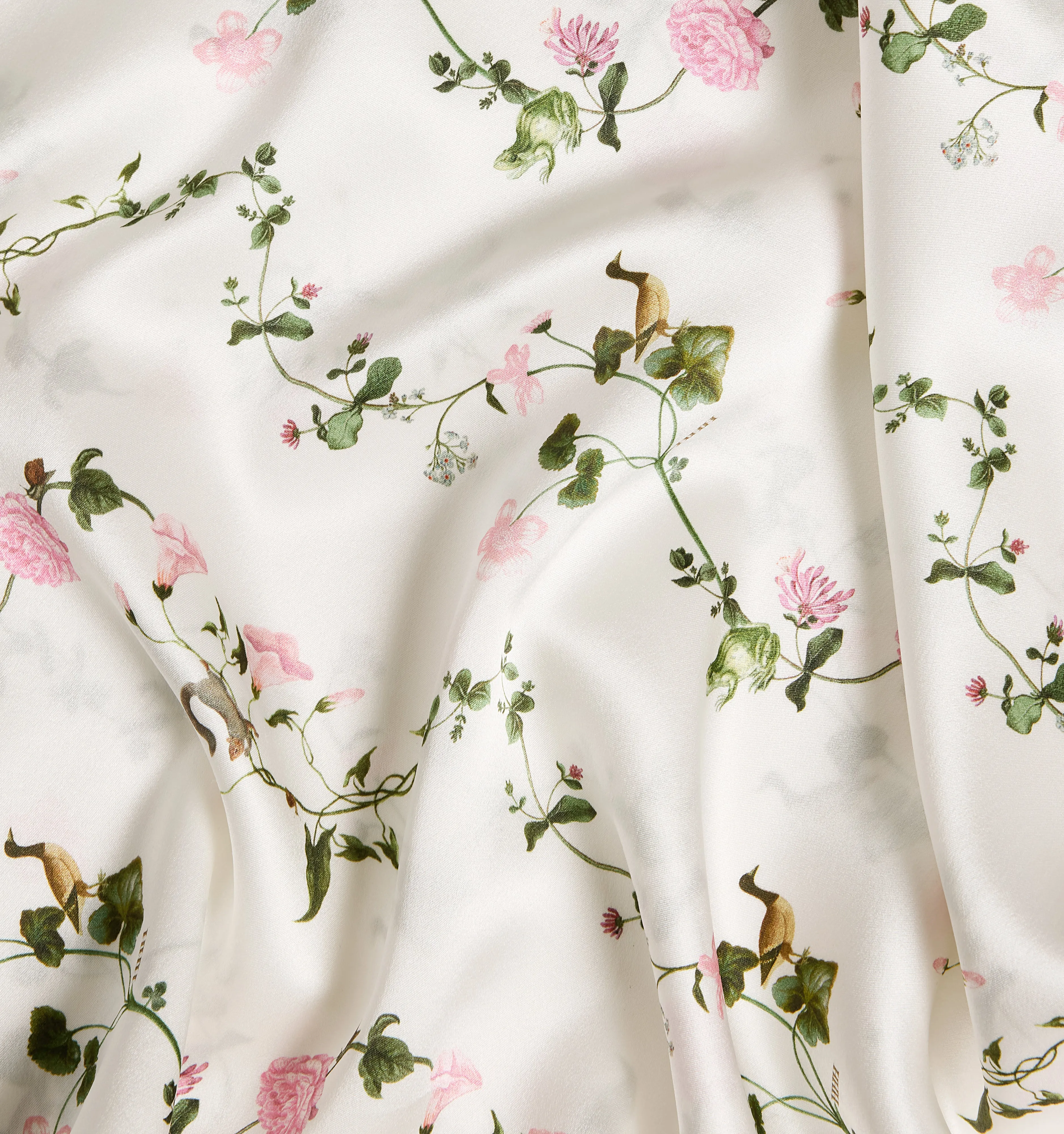 The Sisi Silk Pillowcase - Pink Pond Floral