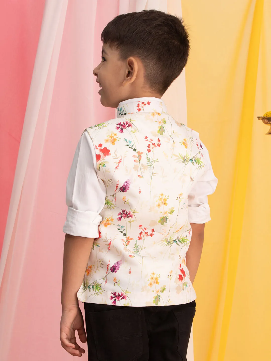 VASTRAMAY Boy's Multicolor Base Cotton Printed Nehru Jacket